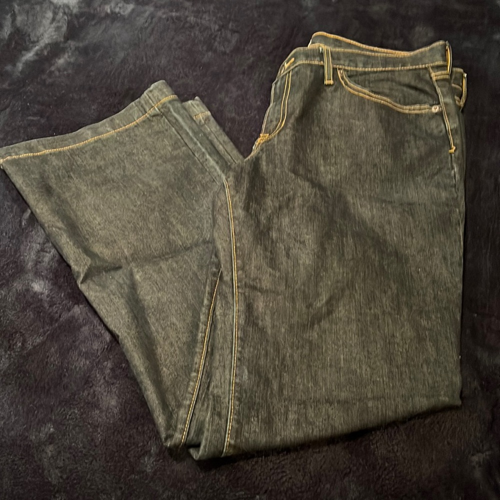 Worn only once Ladies Gap jeans.